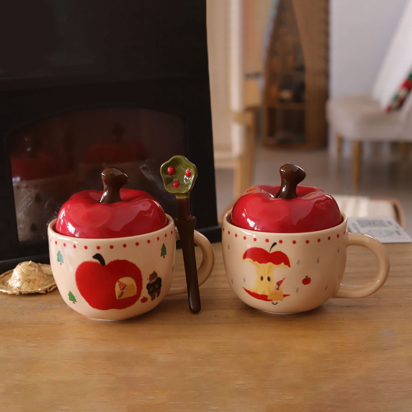 Apple Mug with Lid and Spoon